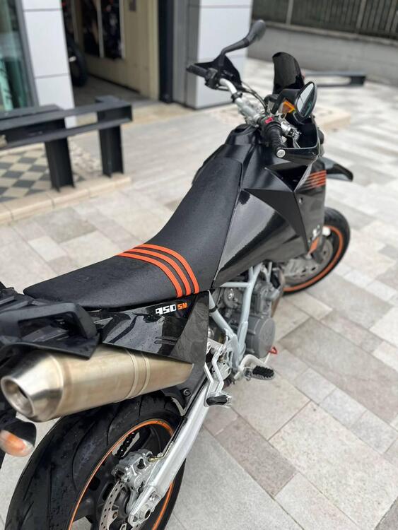 Foto 4: Moto KTM 950 Supermoto usata 942cc strada (2006)