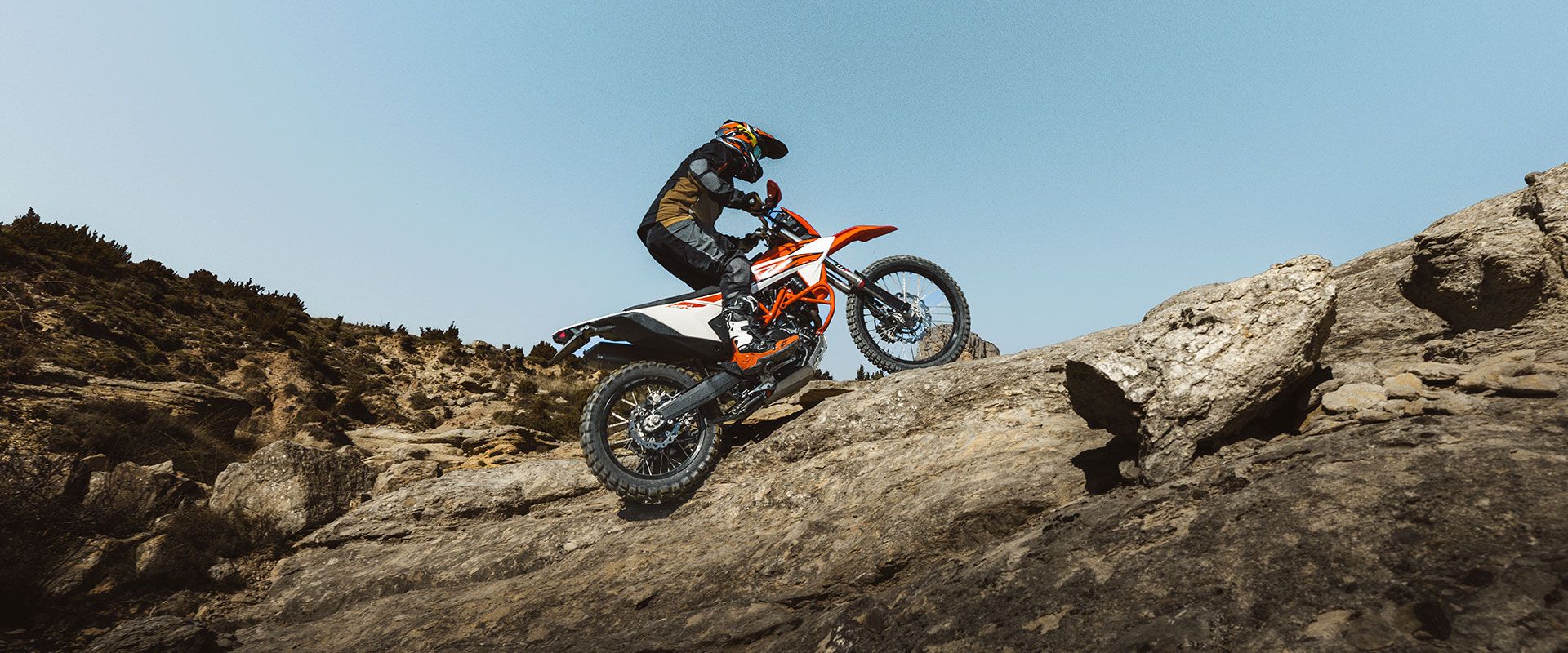 Foto 2: Moto KTM 690 Enduro R nuova 693cc strada (2026)