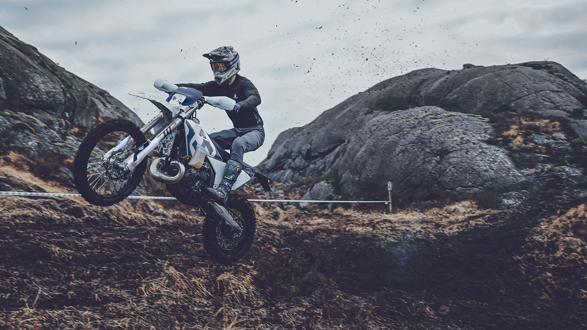 Foto 1: Moto HUSQVARNA TE 250 nuova 249cc enduro (2026)