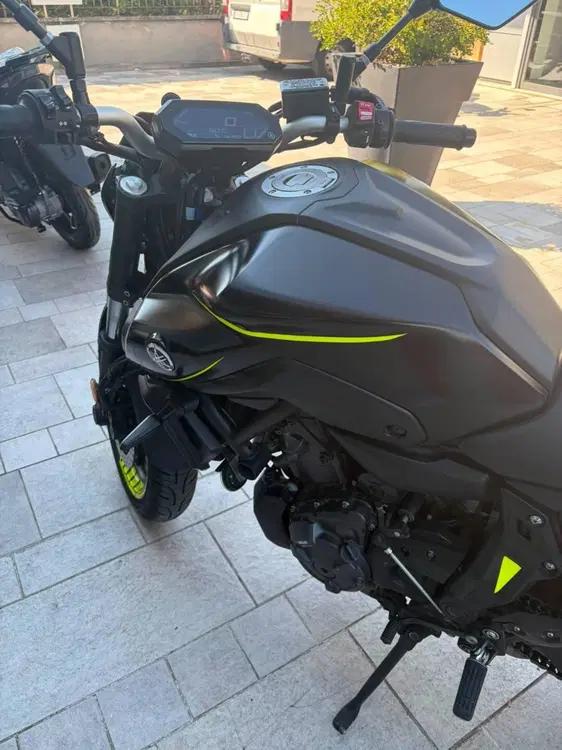 Yamaha MT-07