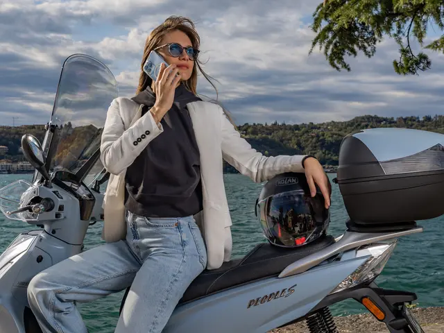 Foto 1: Moto KYMCO People S 125 ABS nuova 125cc scooter (2026)