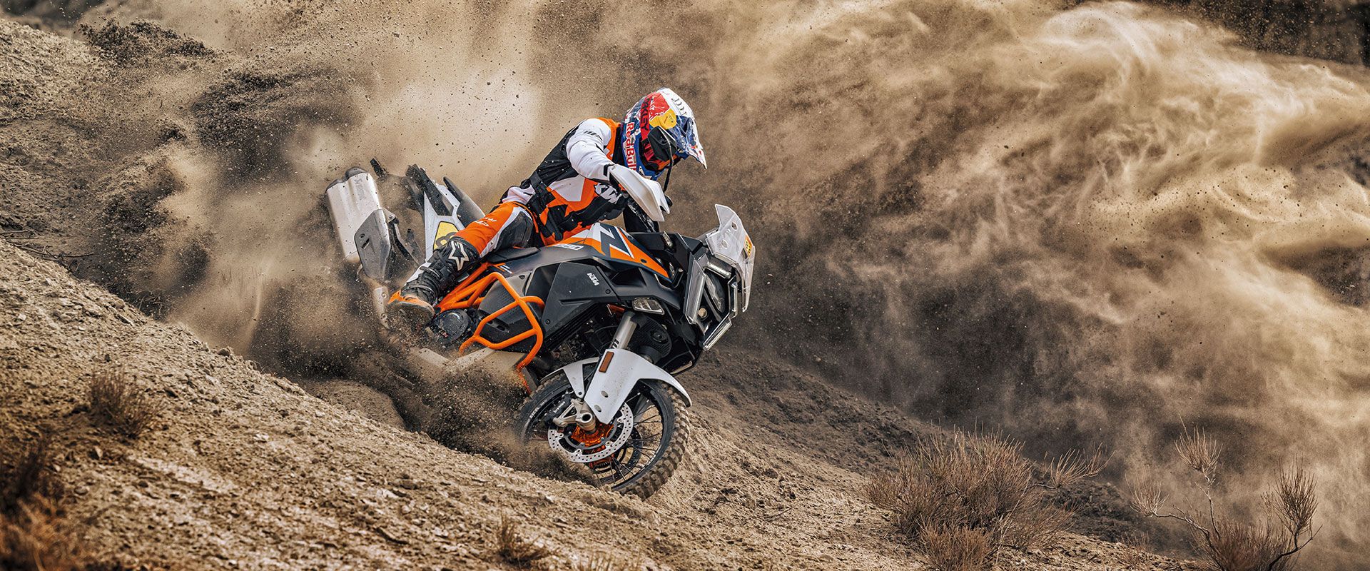 Foto 1: Moto KTM 1390 Super Adventure R nuova 1350cc strada (2026)