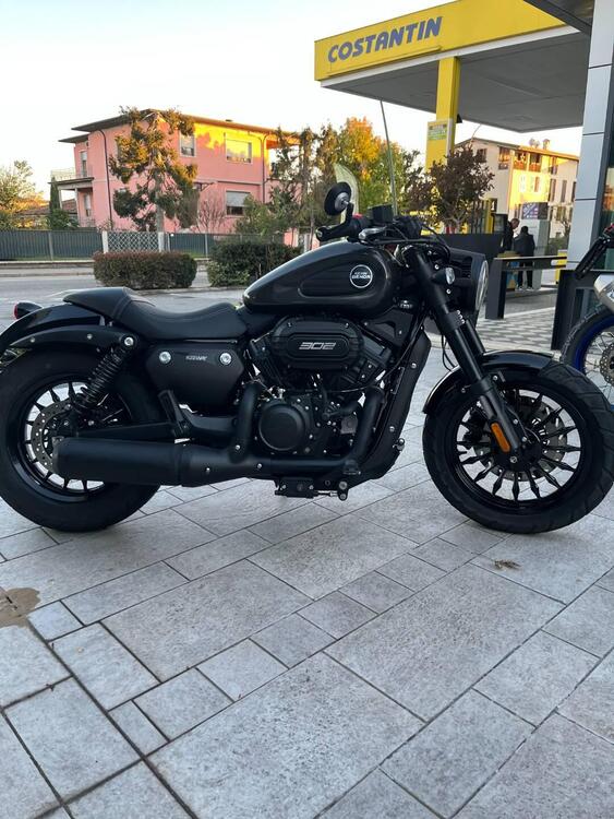 Foto 2: Moto KEEWAY MOTOR V302 C usata 298cc strada (2022)