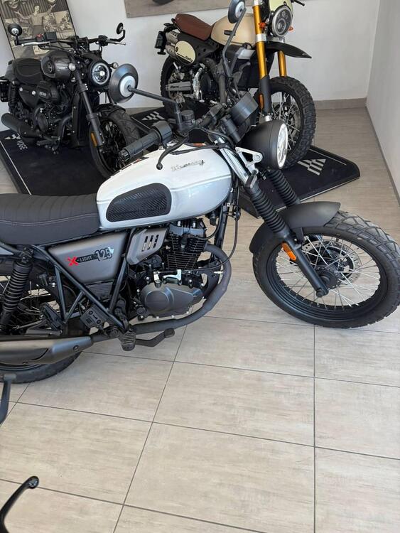 Keeway Motor X-Light 125