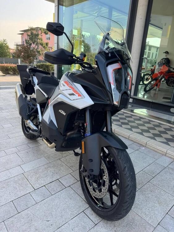 Foto 2: Moto KTM 1290 Super Adventure S usata 1301cc strada (2022)