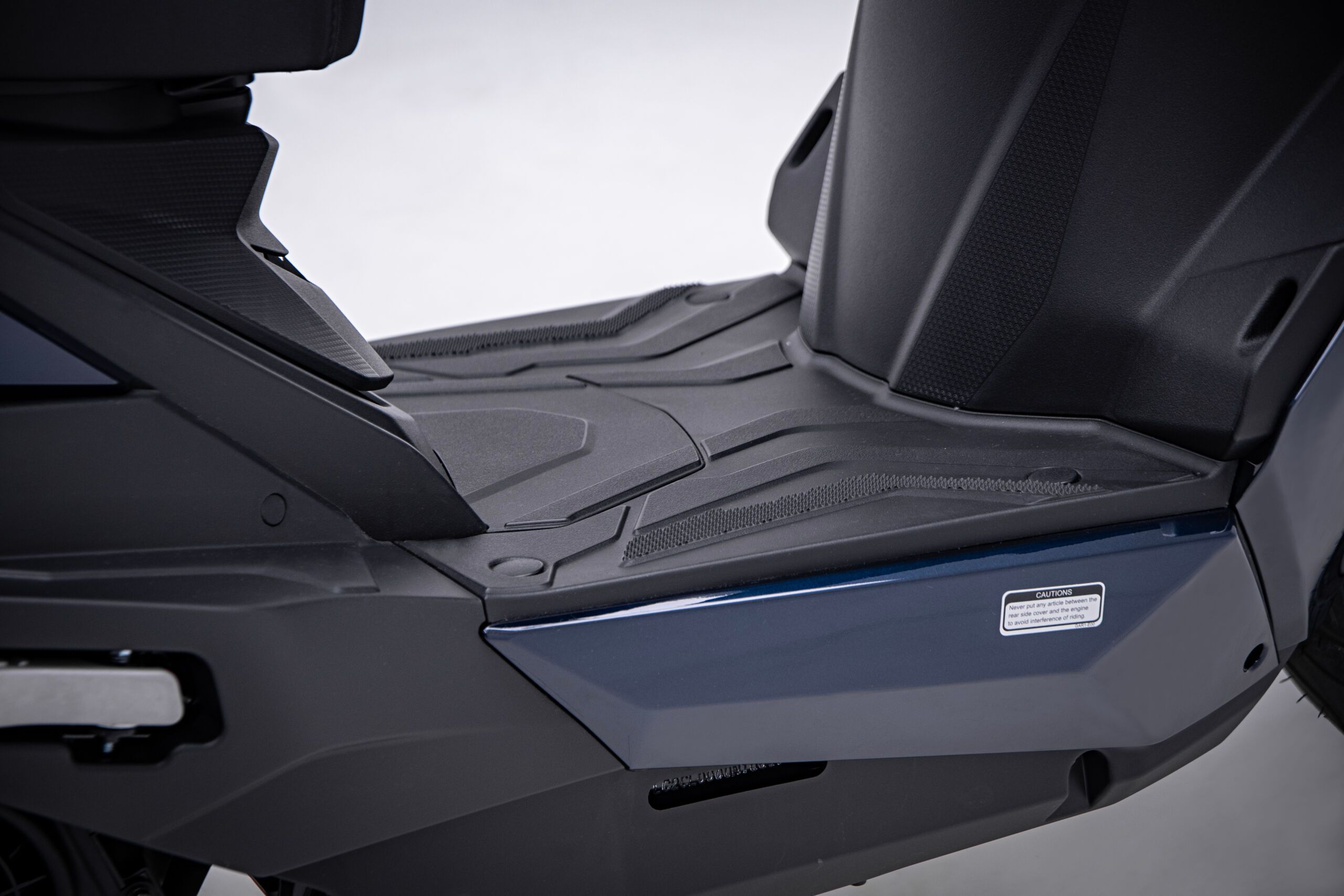 Foto 3: Moto KYMCO DINK 150 Flat nuova 150cc scooter (2026)