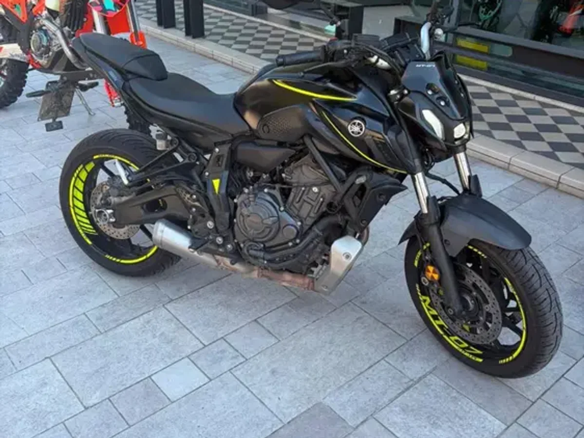 Yamaha MT-07