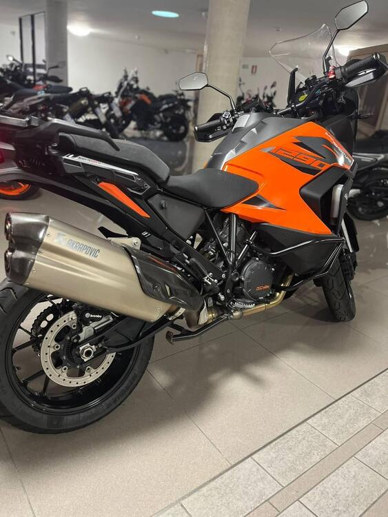 Foto 2: Moto KTM 1290 Super Adventure S usata 1301cc strada (2021)