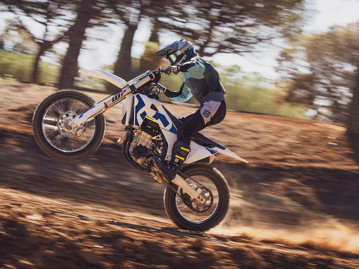 Foto 1: Moto HUSQVARNA FC 450 nuova 450cc cross (2026)