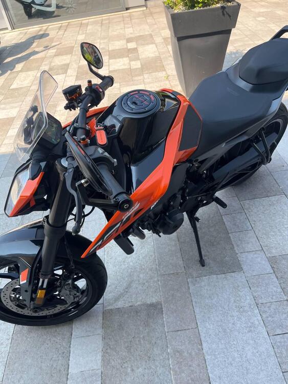 Foto 5: Moto KTM 790 Duke L usata 799cc strada (2023)