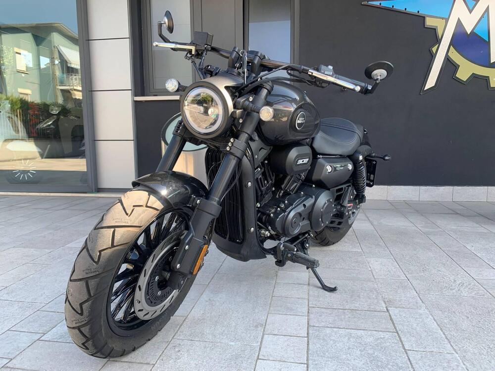 Foto 2: Moto KEEWAY MOTOR V302 C usata 298cc strada (2022)