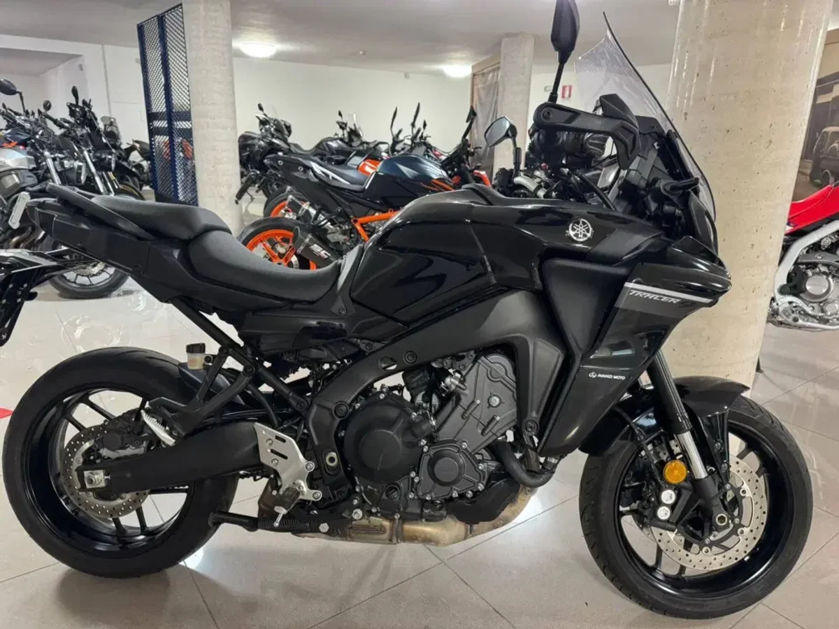 Yamaha Tracer 9