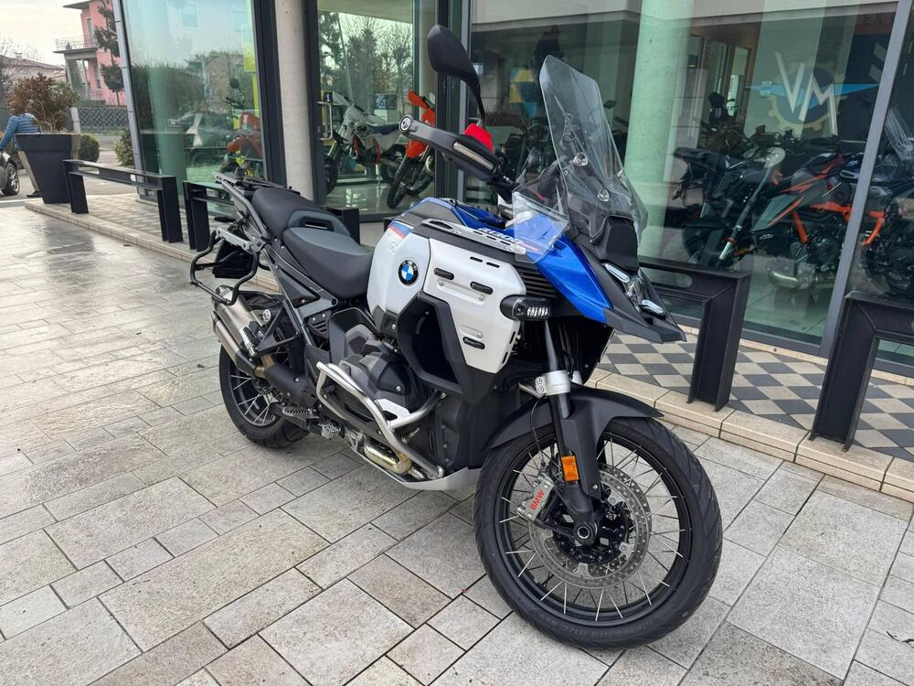 Foto 2: Moto BMW R 1300 GS Adventure usata 1300cc strada (2025)