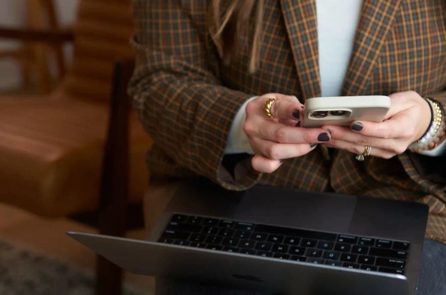 Church Social Media for Volunteers: A No-Stress Starter Guide