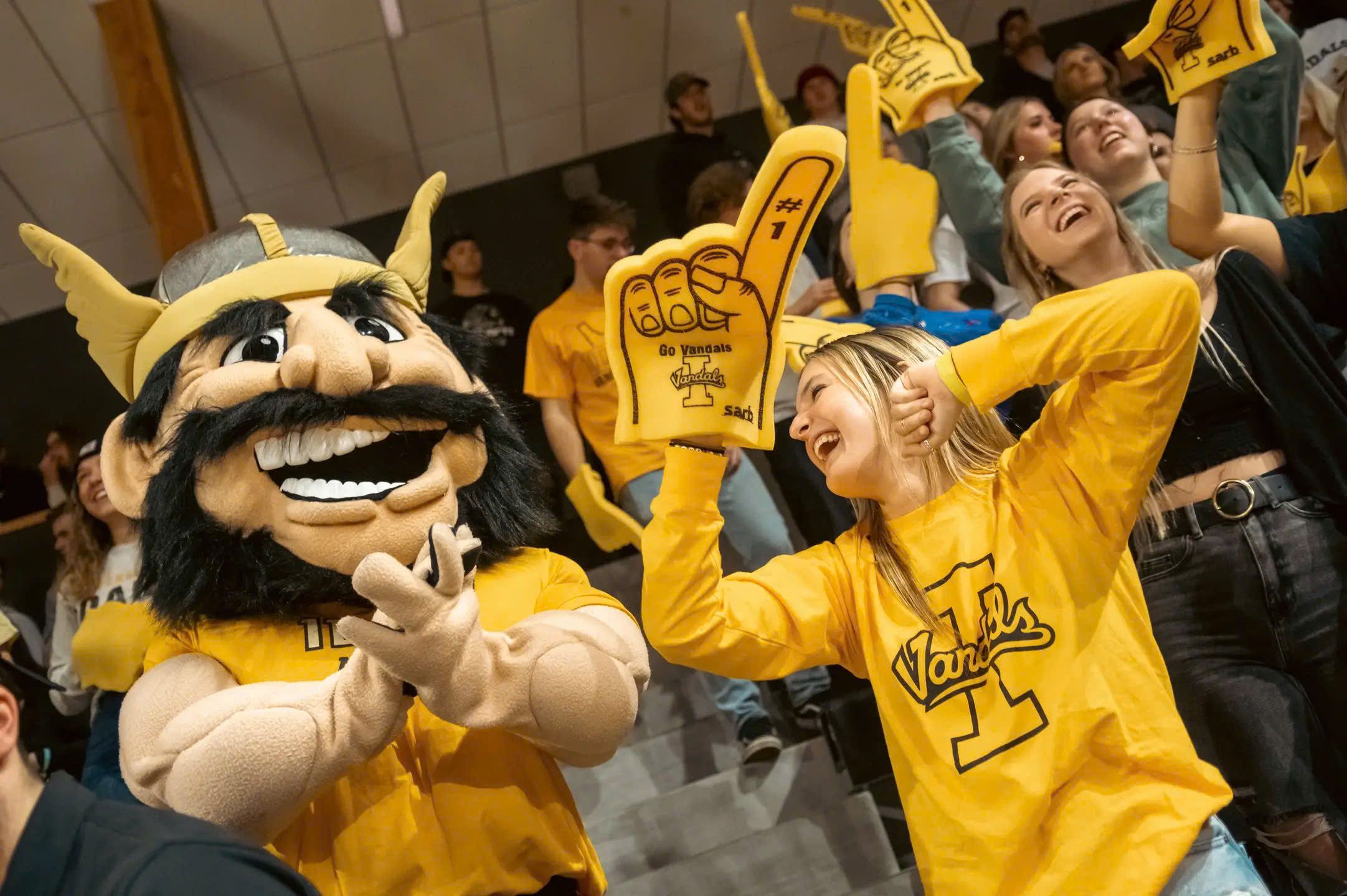 UNIVERSITY OF IDAHO 