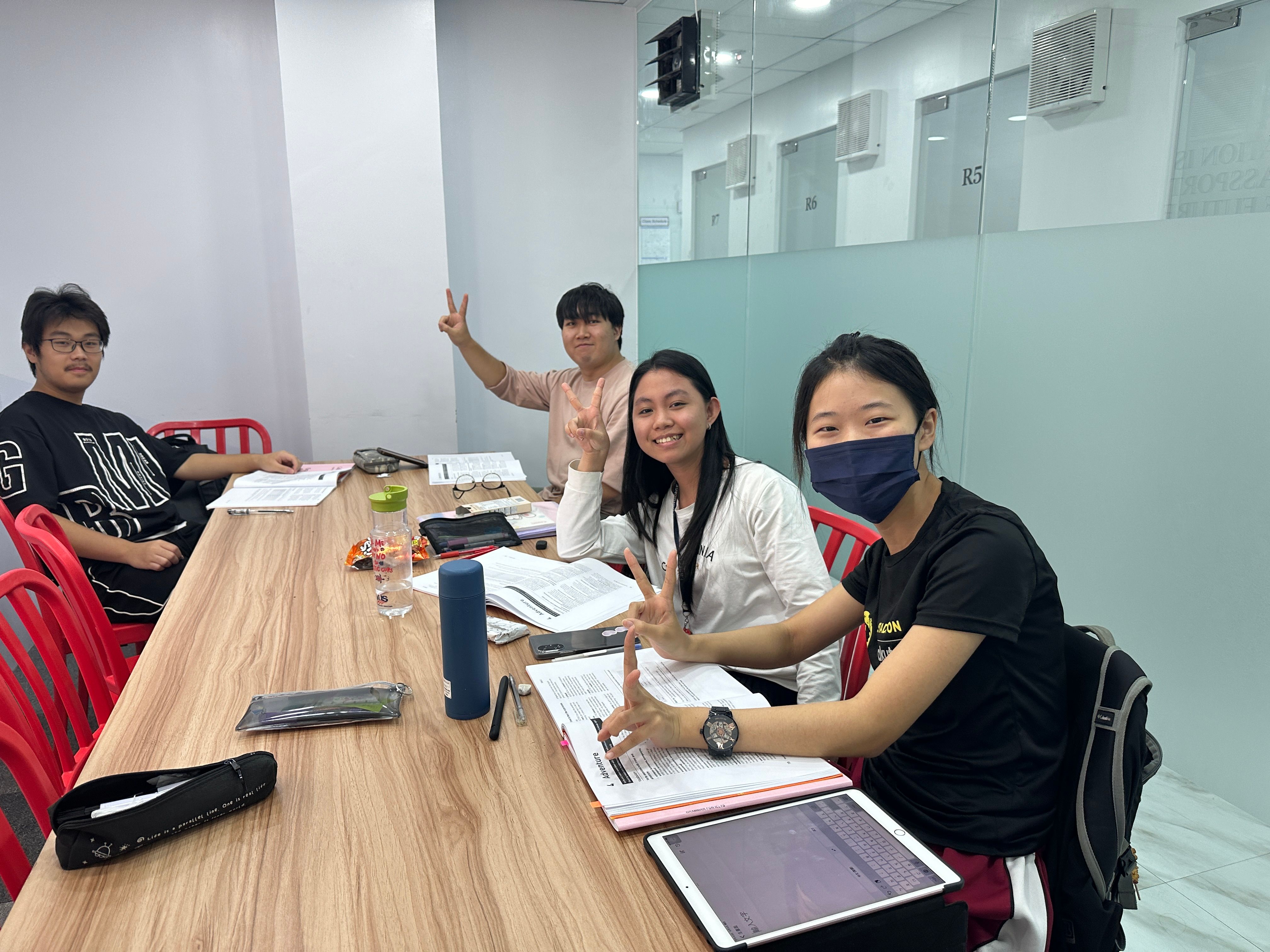 HỌC TIẾNG ANH TẠI I.BREEZE CEBU