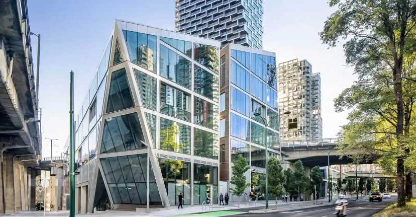University Canada West (UCW) 🇨🇦