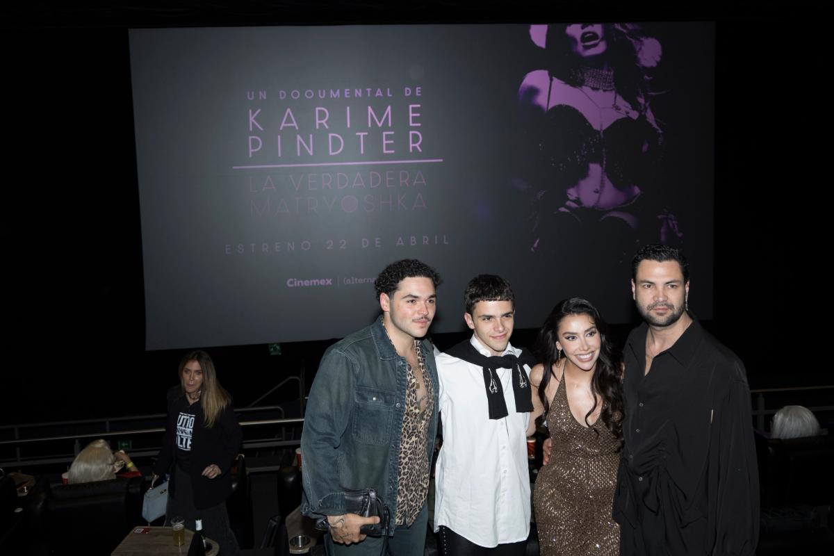 Foto de Premier de Karime Pindter: La Verdadera Matryoshka 