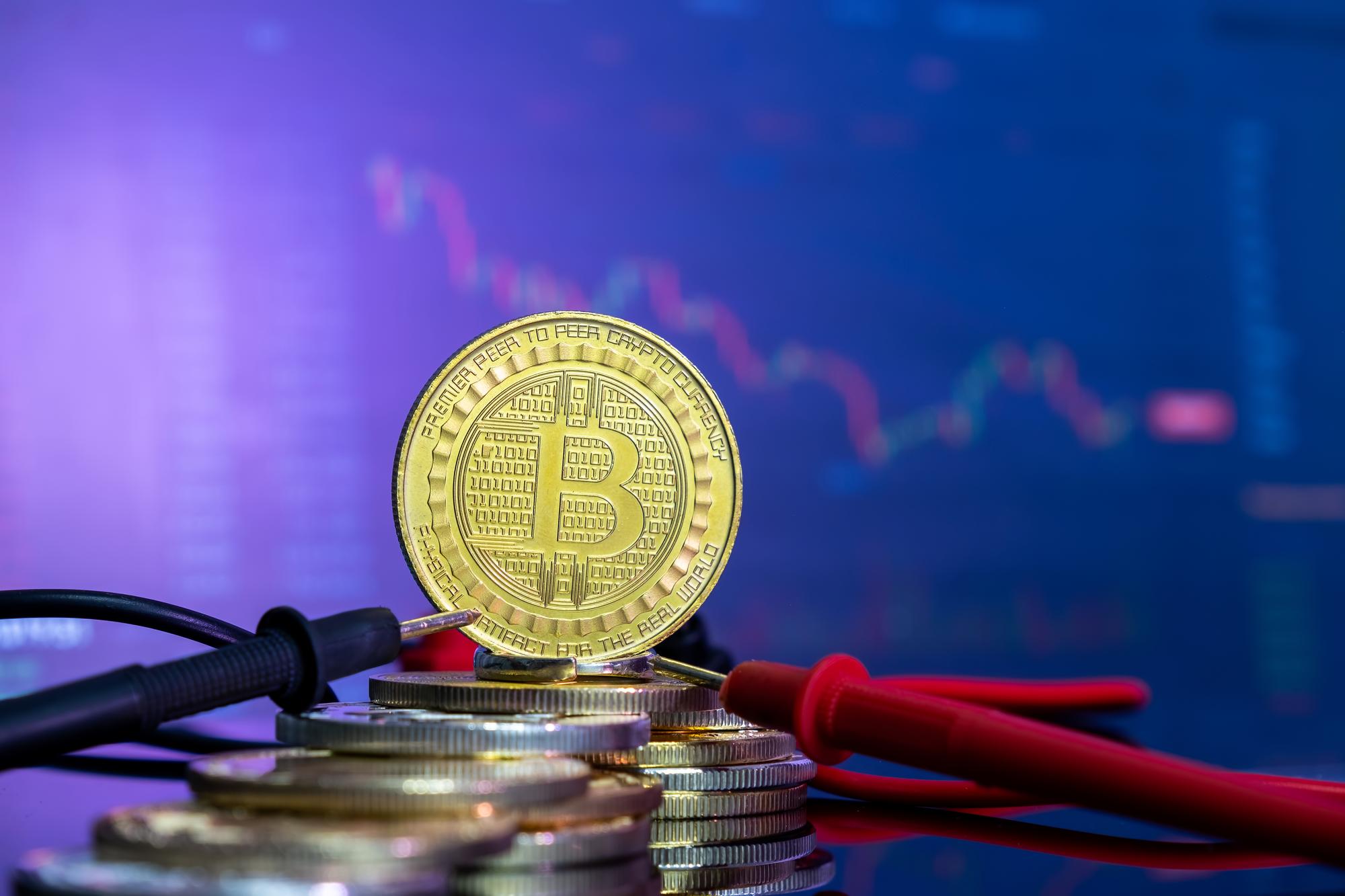 Bitcoin encara barreira histórica para novo ciclo no mercado de criptoativos