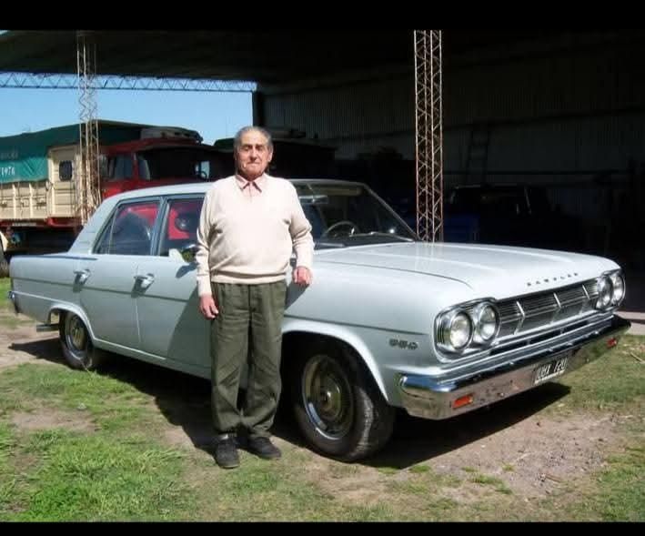 En 1965, un hombre compró un auto