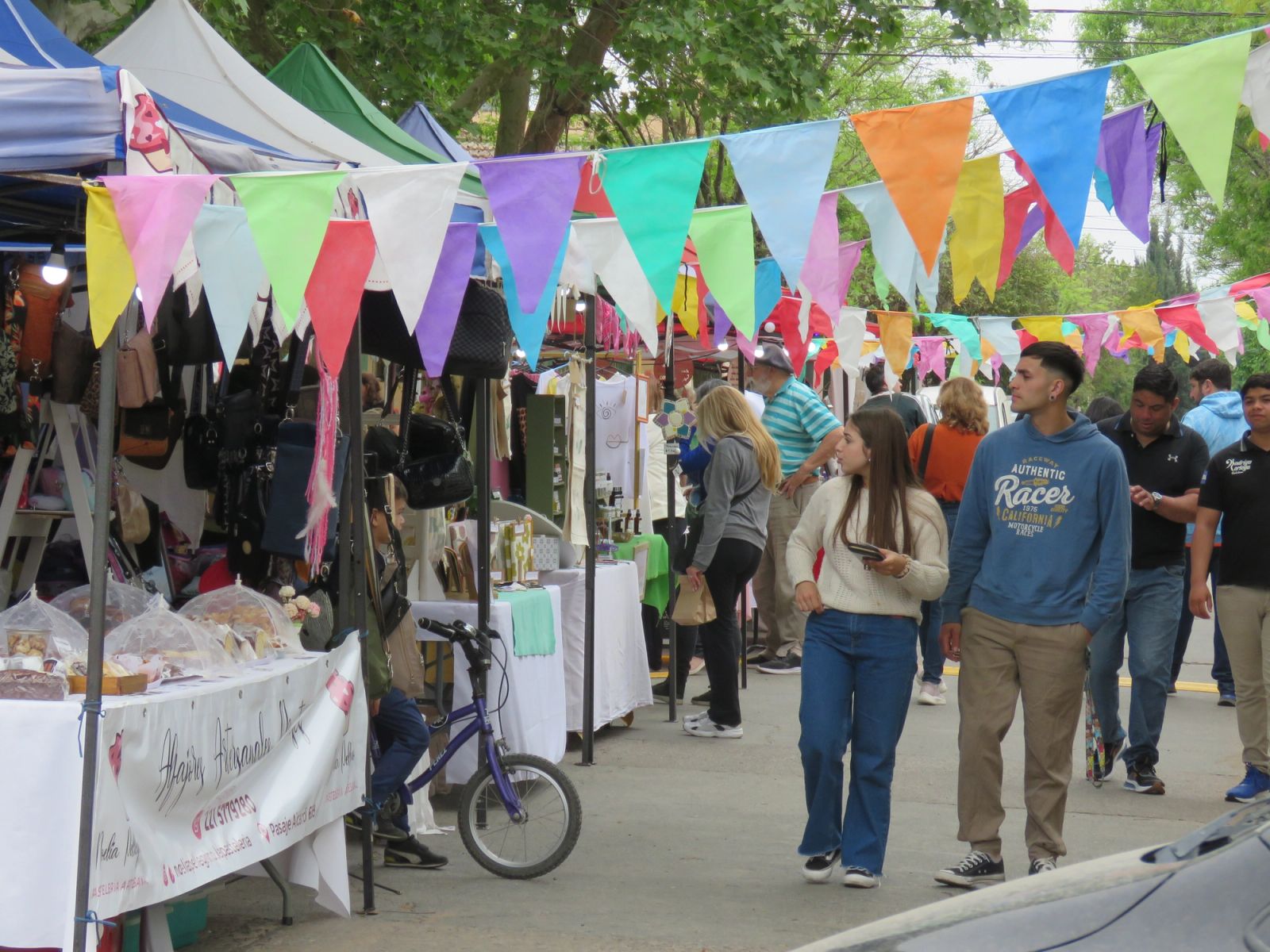 Los artesanos de Monte Emprende se suman a la gran feria “El Mercader” que tendrá gastronomía y música en vivo