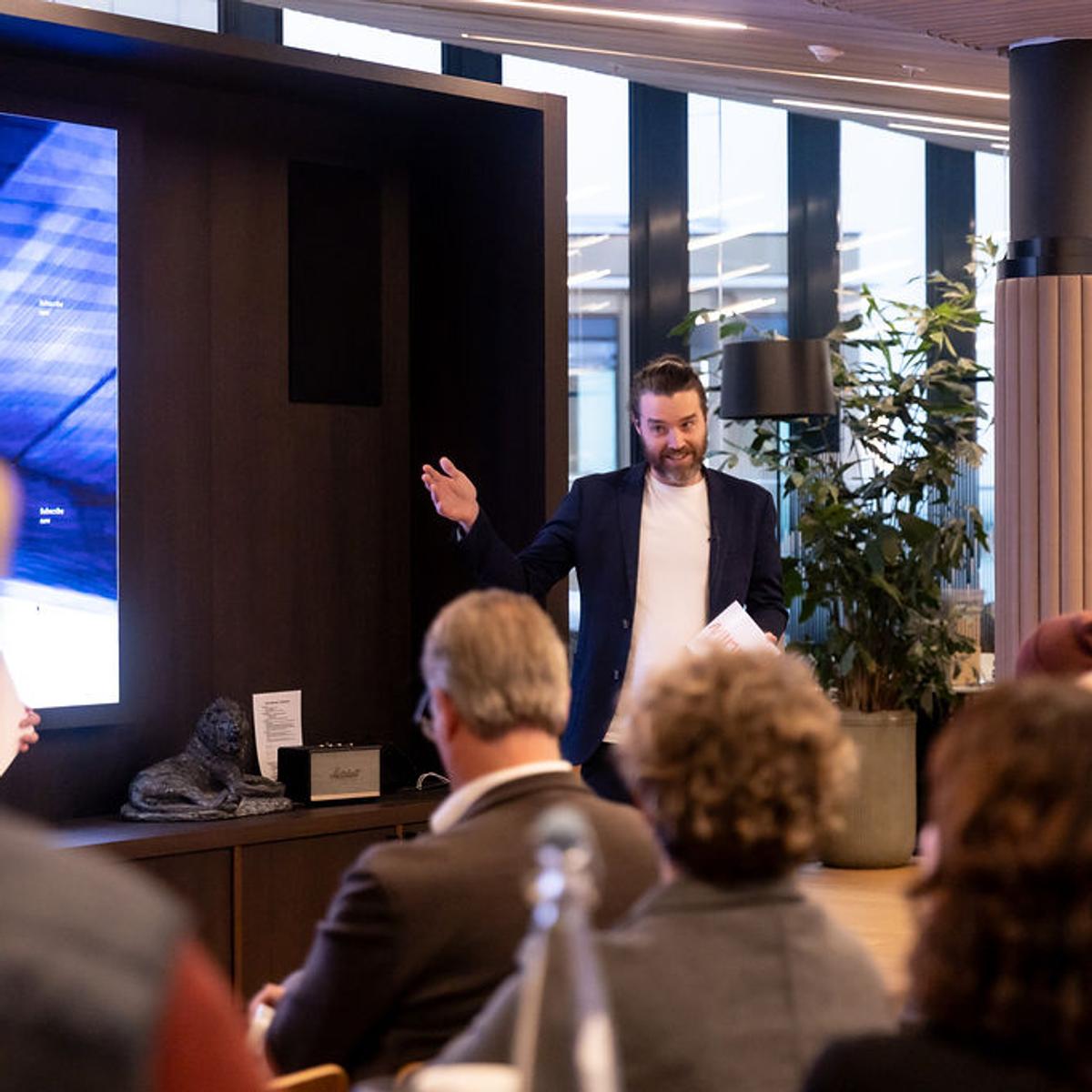 Bilde av gründer som pitcher