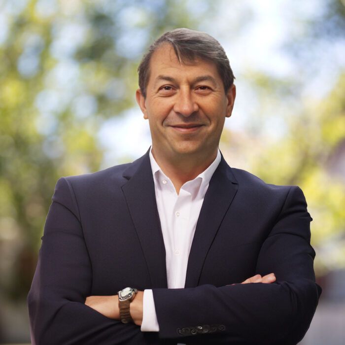 Tim Bolton