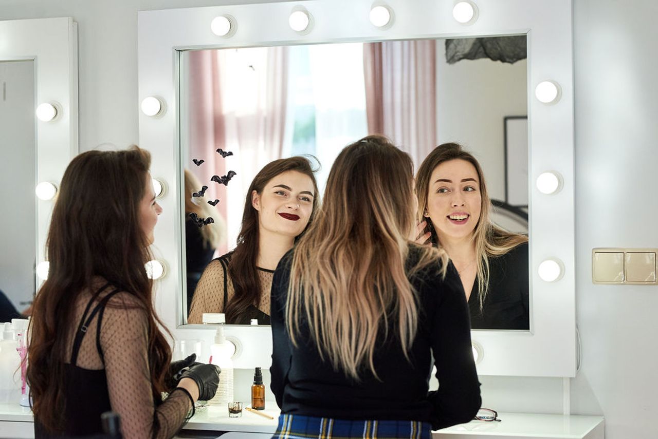 model-makeup