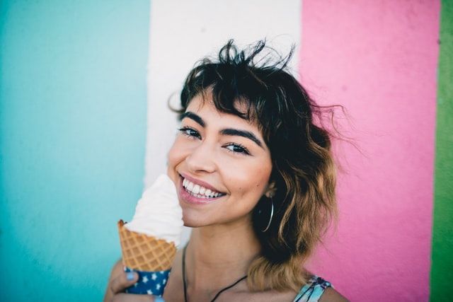 girl-icecream