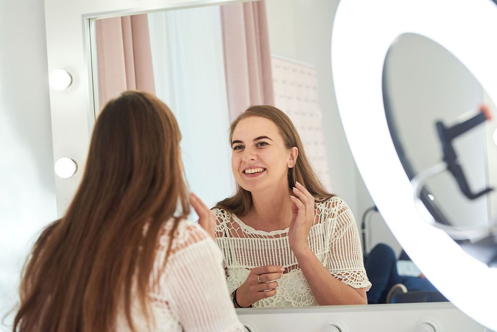 model-makeup
