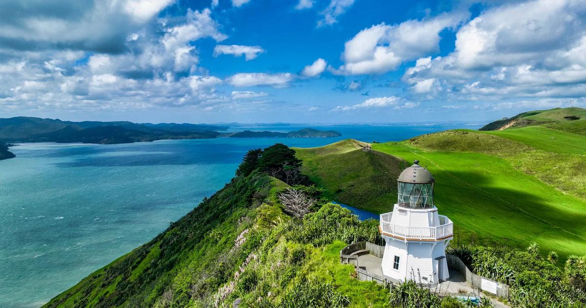 Manukau Heads Lighthouse