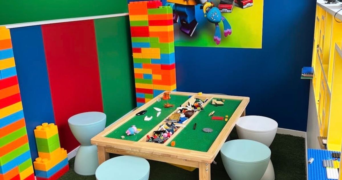 Bricks 4 Kidz
