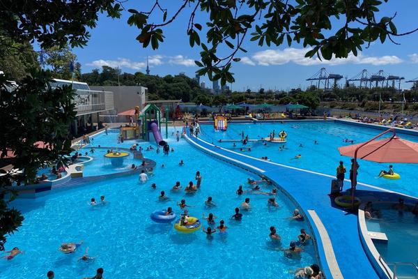 Parnell Baths