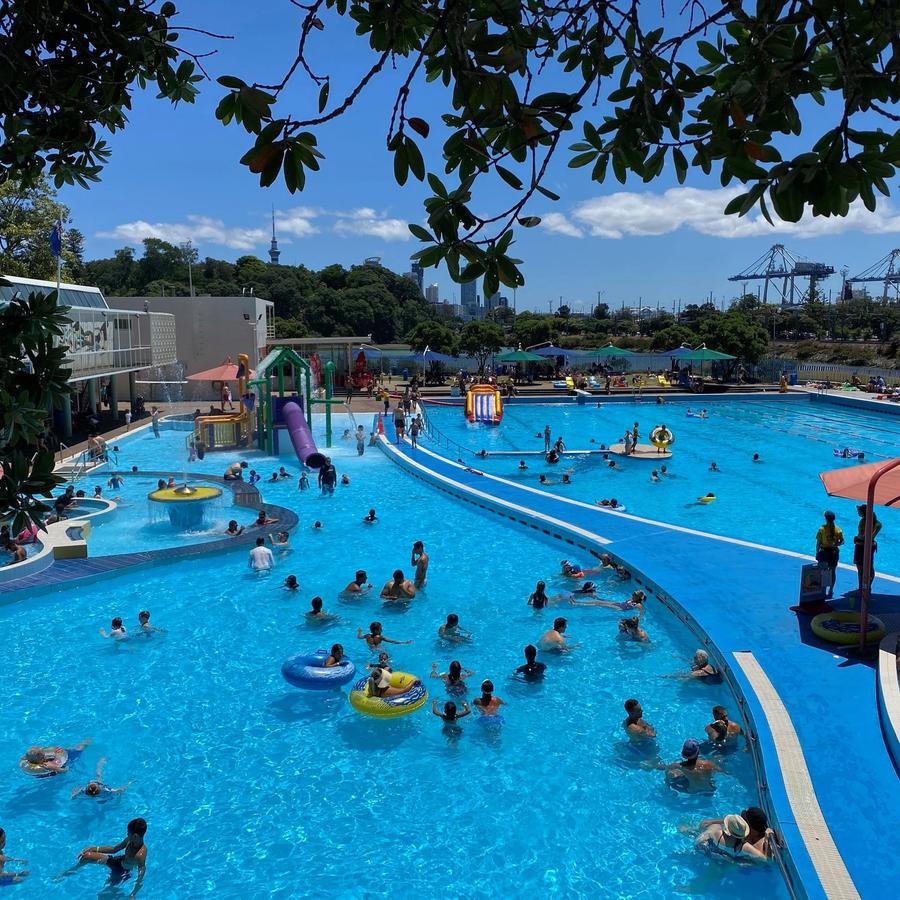 Parnell Baths