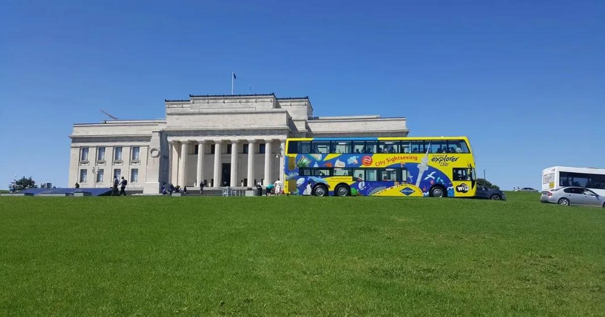 Auckland Explorer Bus