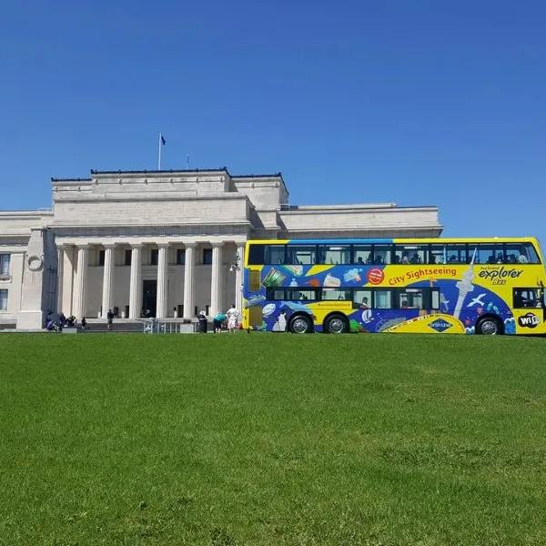 Auckland Explorer Bus