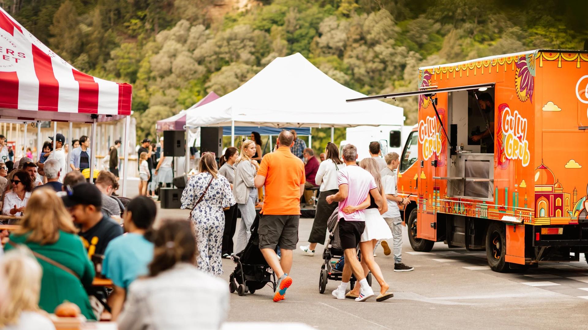 Catalina Bay Farmers Market, Hobsonville