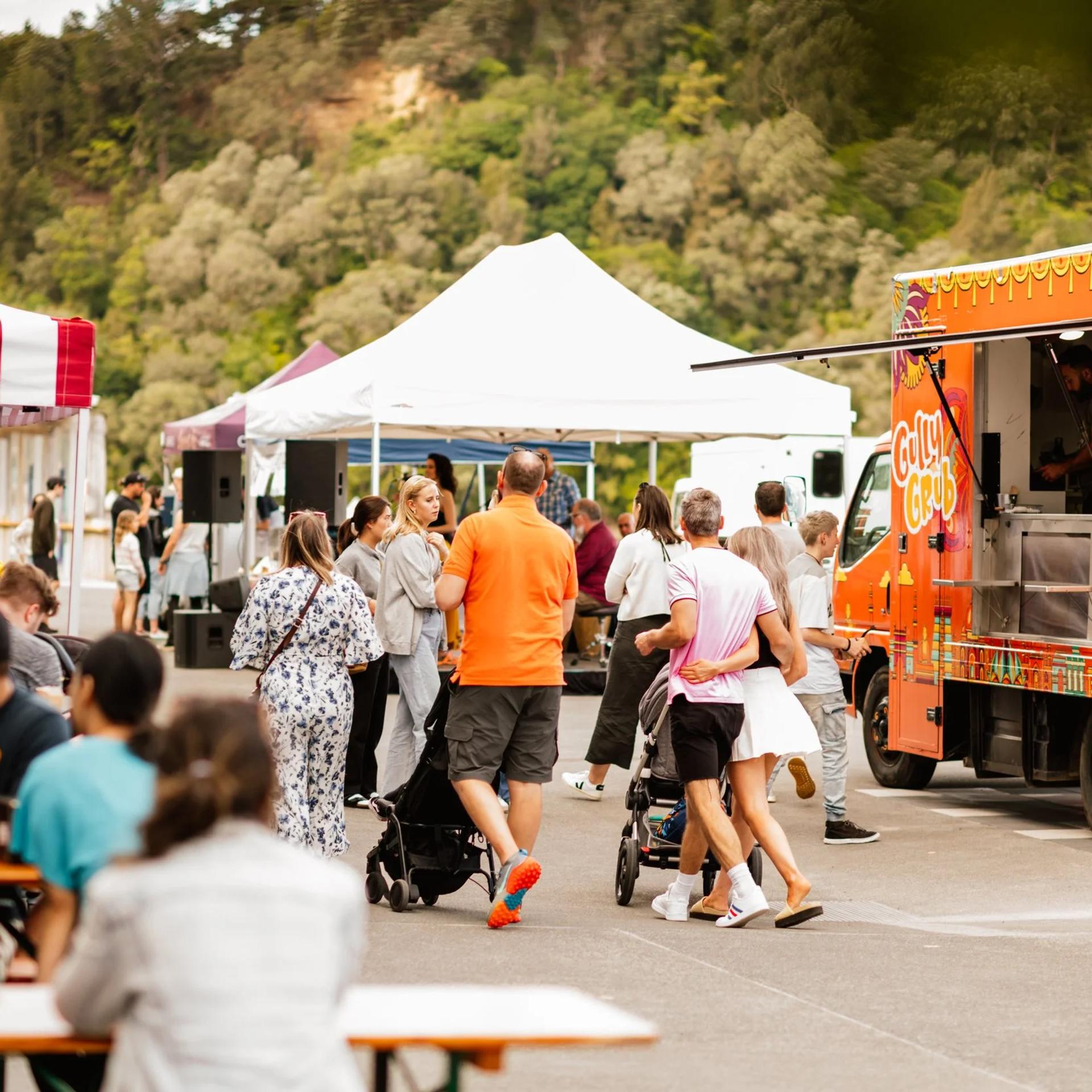 Catalina Bay Farmers Market, Hobsonville