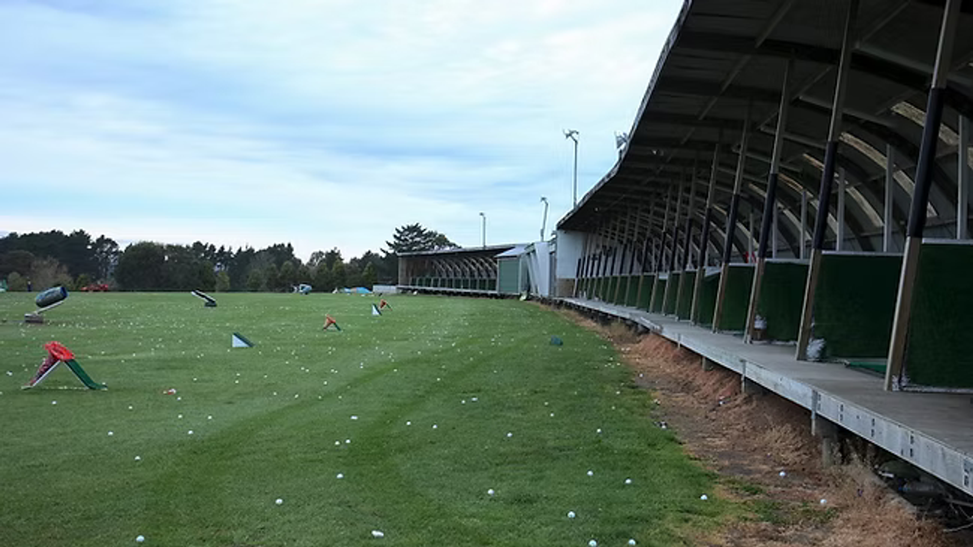 JK's World of Golf and Driving Range, Māngere