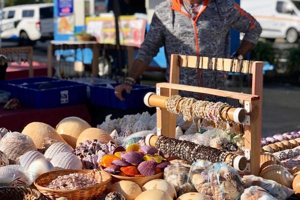 Browns Bay Sunday Market