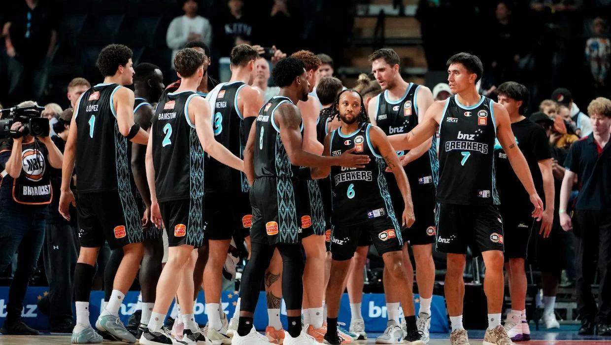 BNZ Breakers v Illawara Hawks, Spark Arena