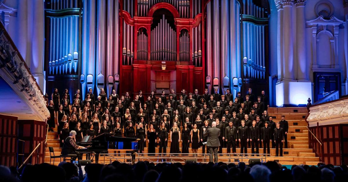 Auckland Youth Choir at Auckland Museum