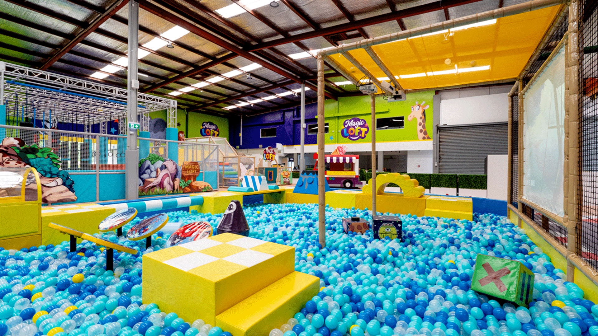 Magic Loft, Avondale