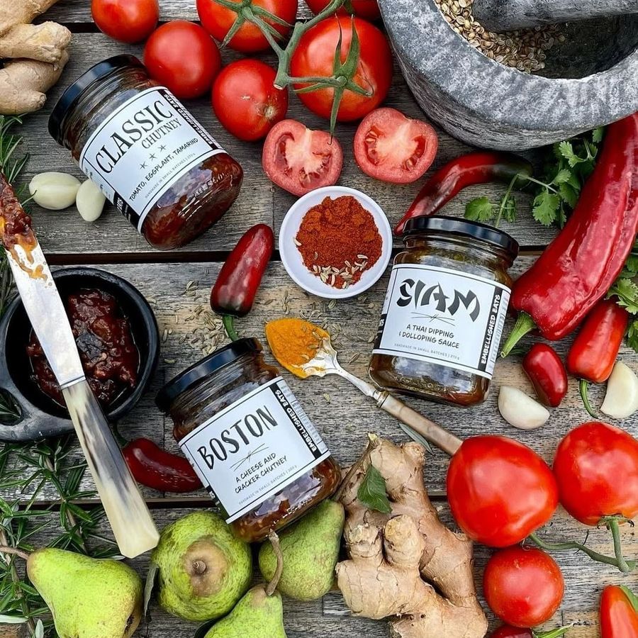 Smales Farm Sunday Market
