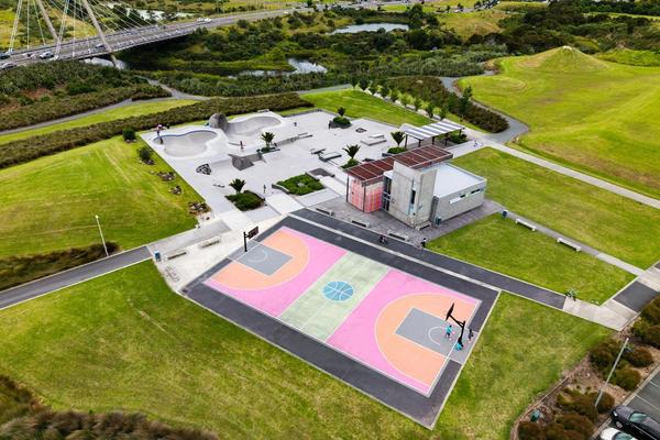 Barry Curtis Park & Skatepark
