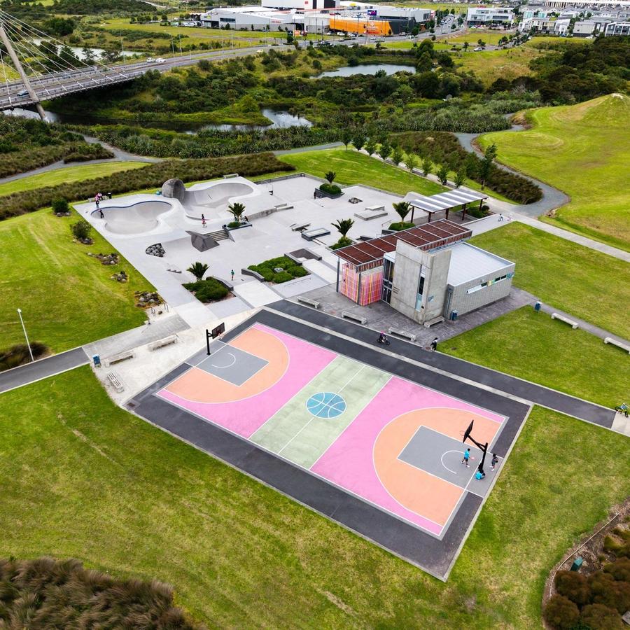 Barry Curtis Park & Skatepark
