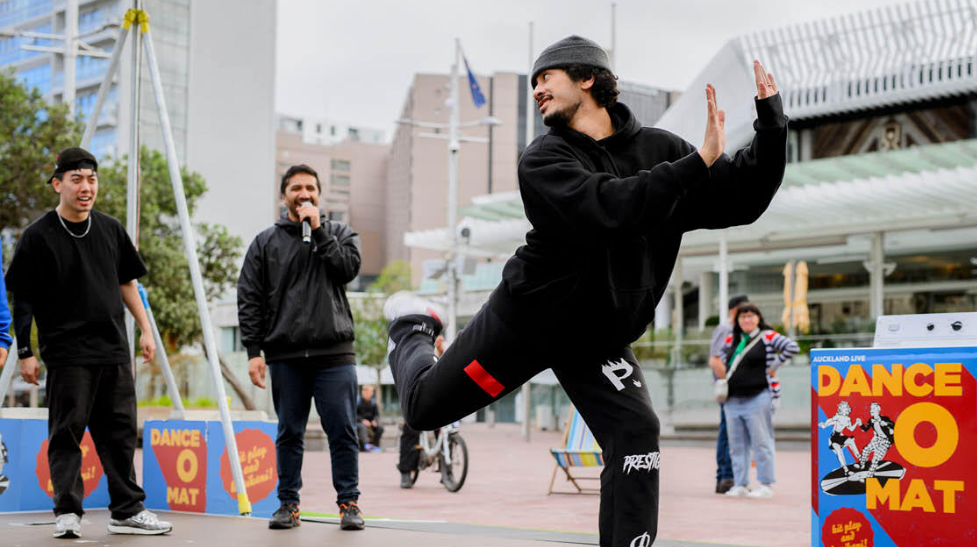 Dance-O-Mat, Aotea Square