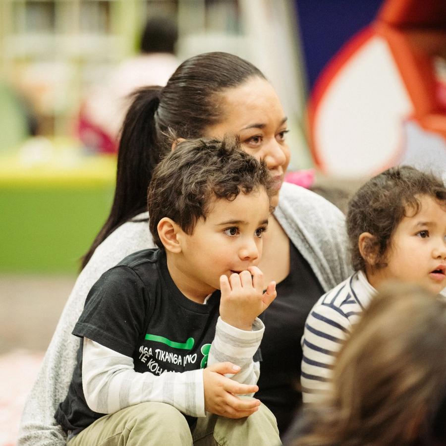 Storytime | Wā takinga paki - Ōrewa