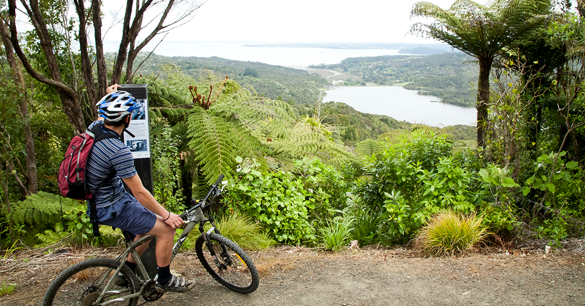 Trails for Trees: Whānau Fun Day, Waitākere