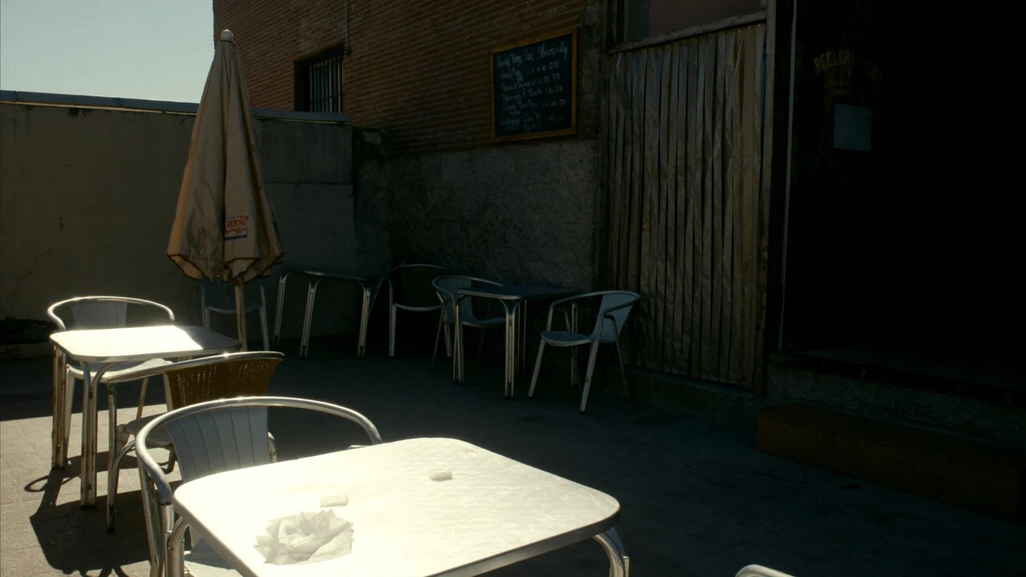 Terraza-del-Bar-La-Esquina